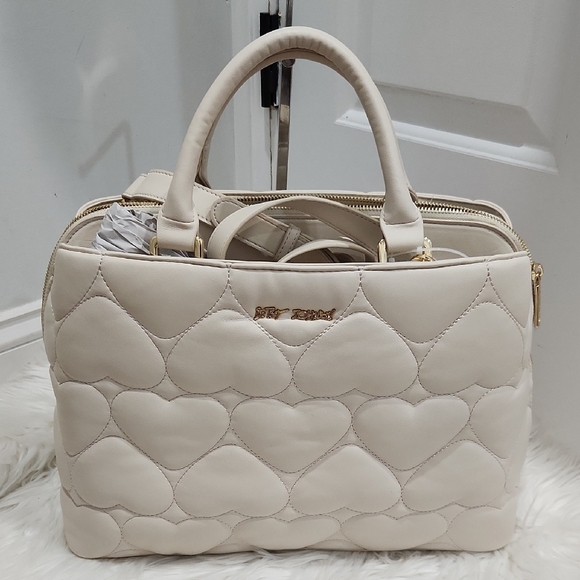 🔹️Betsey Johnson🔹️ Chalk XODELTA Quilted Heart Satchel Bag Wallet Bundle Set - Picture 3 of 12